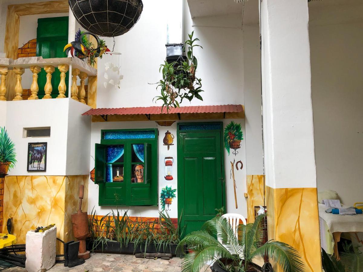 Hotel Plaza Confort Girardot Bagian luar foto