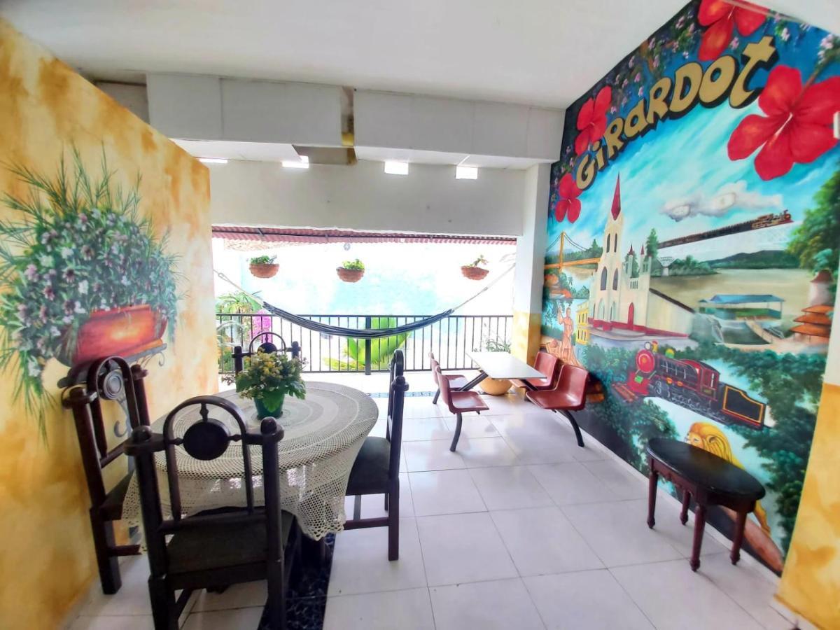 Hotel Plaza Confort Girardot Bagian luar foto
