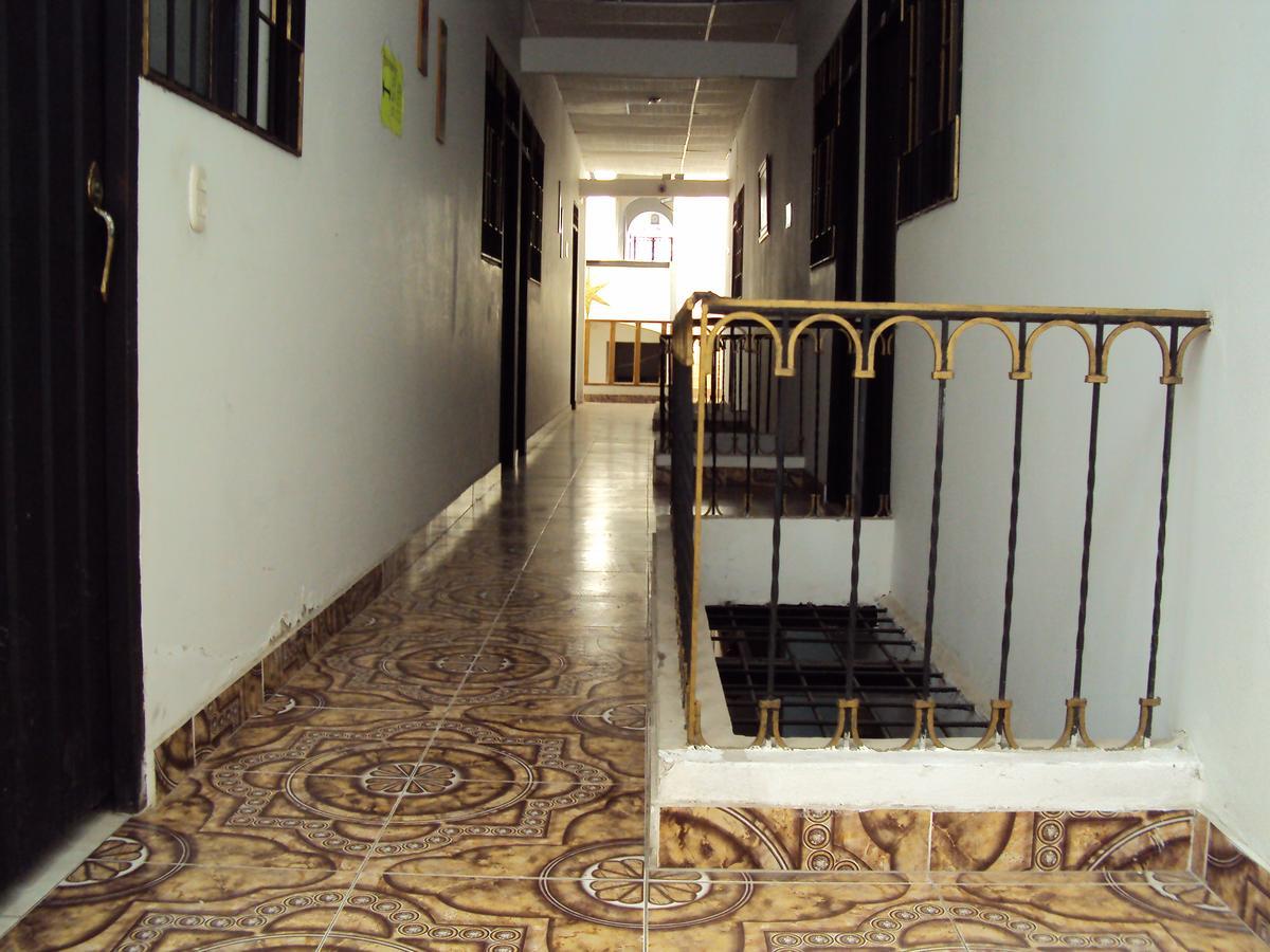 Hotel Plaza Confort Girardot Bagian luar foto